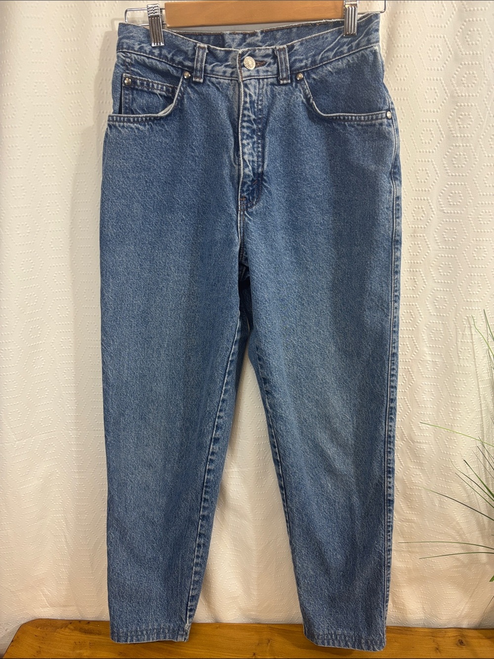 Vintage Levis 902 High Rise USA silver tab Tapered Leg Mom Jeans S 25/26